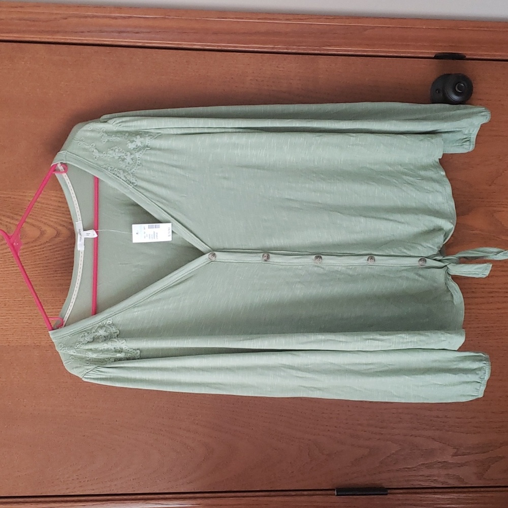 Large women's top